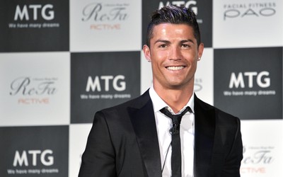 南亚体育精华-B席直言英超最难踢