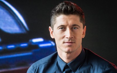 南亚体育独家-凯恩禁区外远射建功